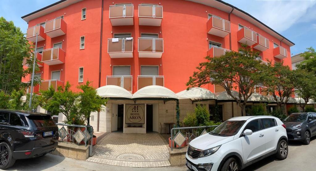 Hotel Aron Rimini Kültér fotó